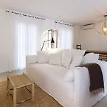 Con Encanto, Relajante, Centrica Nyaraló Fuengirola